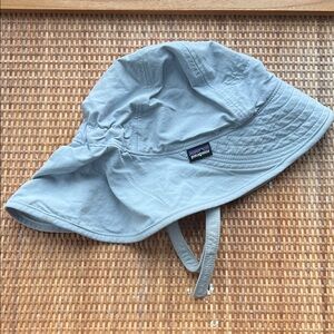 Patagonia baby sun hat SPF 40
